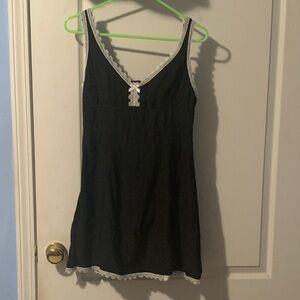 Princess Polly Elegant Black Camisole with White Lace